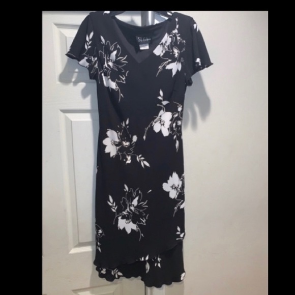 S.L. Fashions Dress, Size 8 - Picture 1 of 4